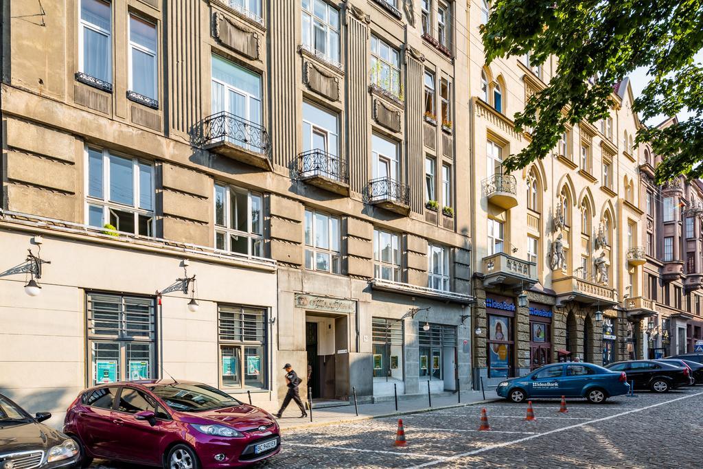 Apartments On Valova 9 Lviv Exterior photo